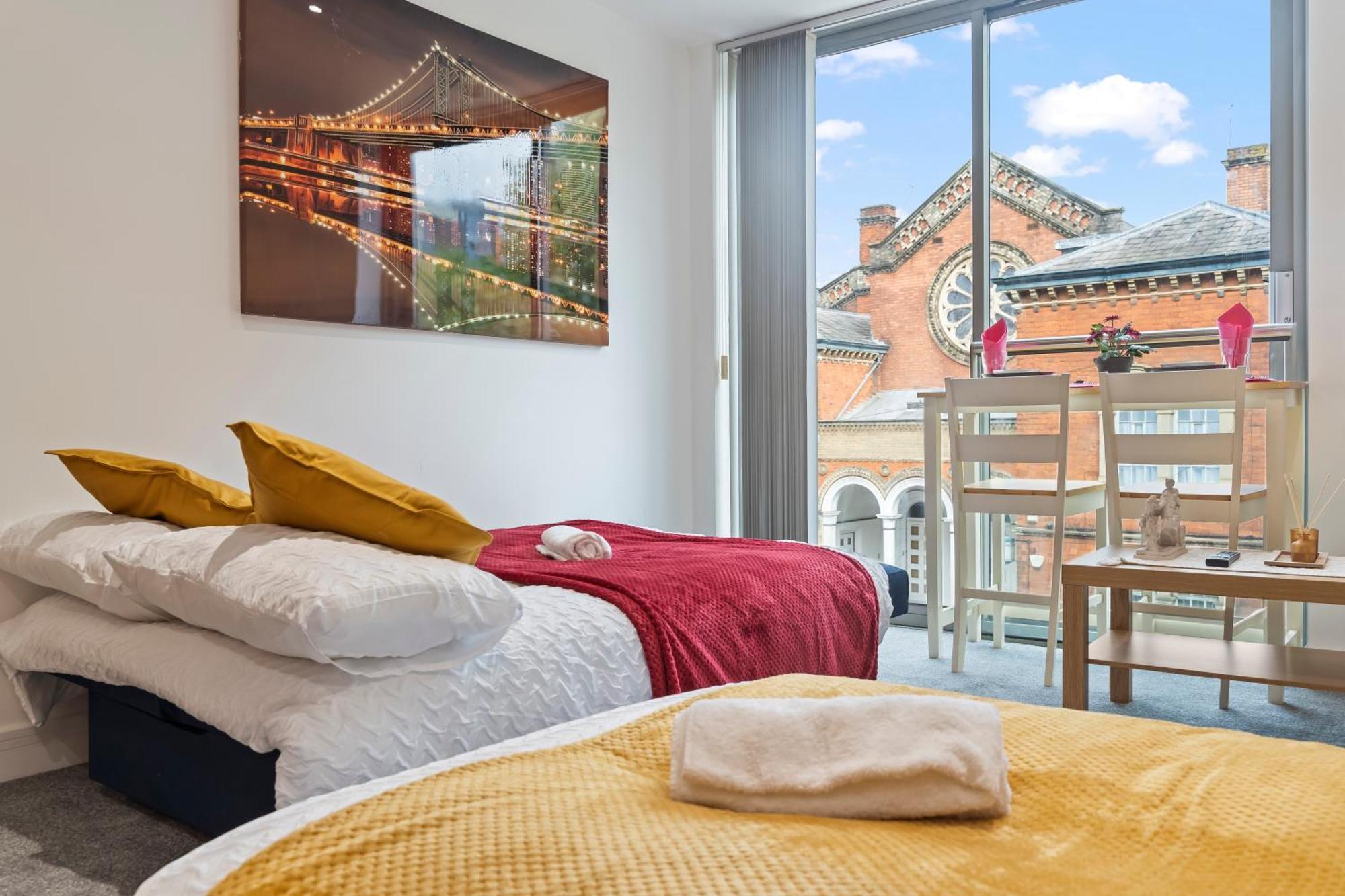 Heart Of City Centre Luxury Apartment With Secure Underground Parking Birmingham Bagian luar foto